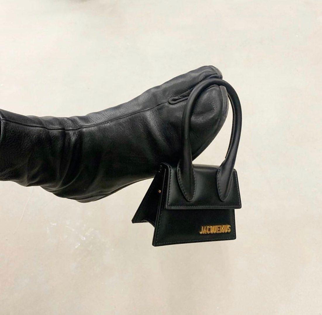 나도 타비에 가방끼우고싶다🐷 이미지