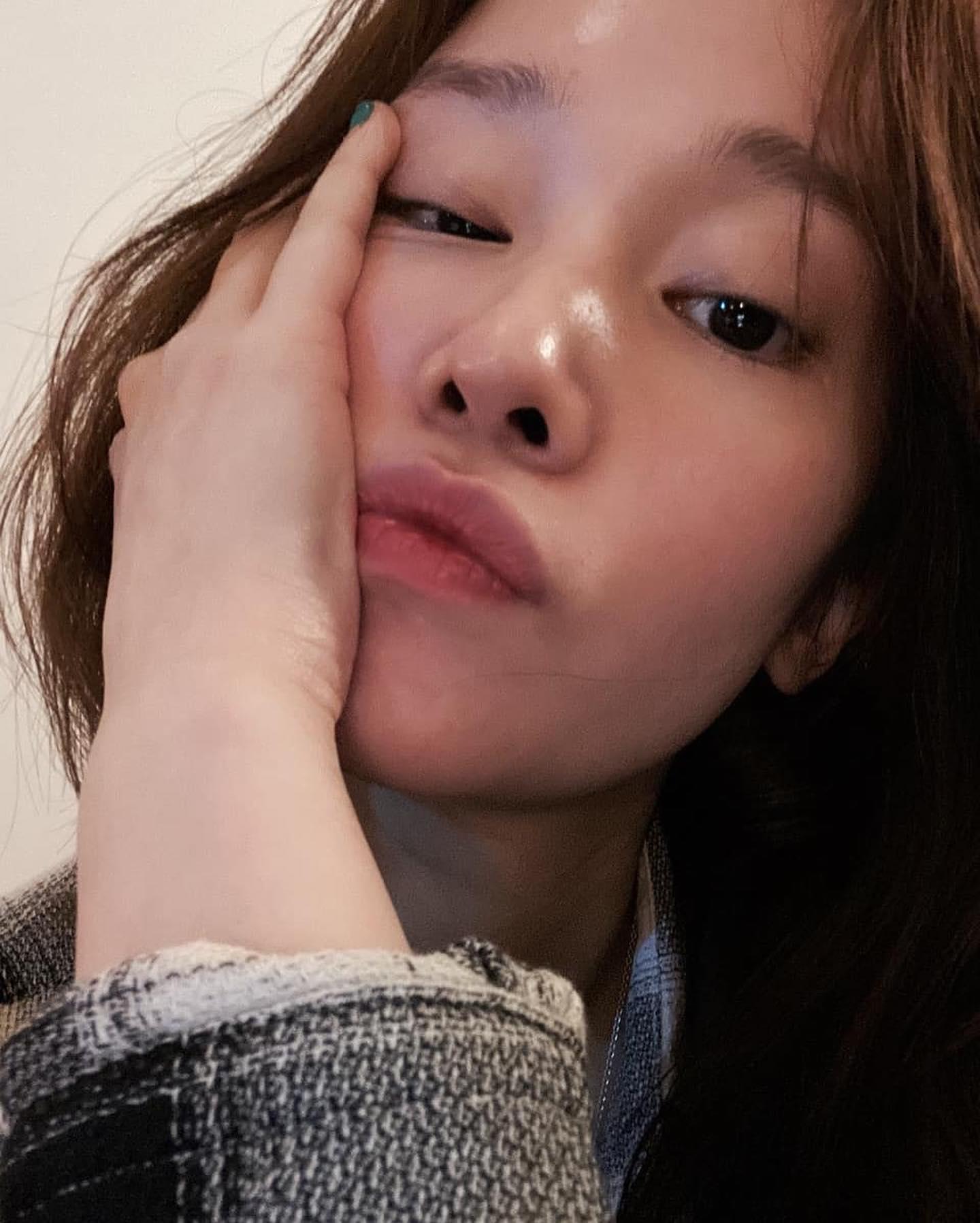 남다른 분위기의 배우 전종서🔥 이미지5