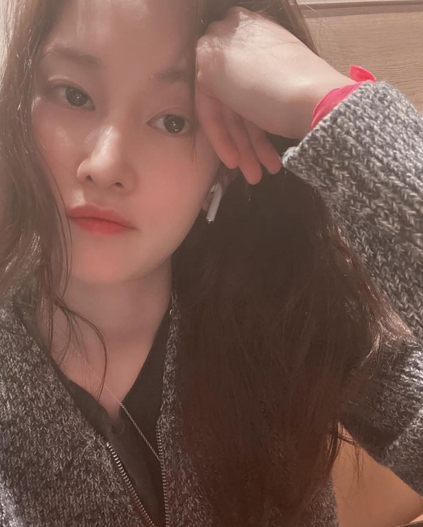 남다른 분위기의 배우 전종서🔥 이미지7