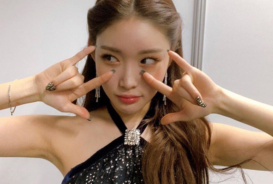 신곡으로 돌아온 청하미모💙 이미지6