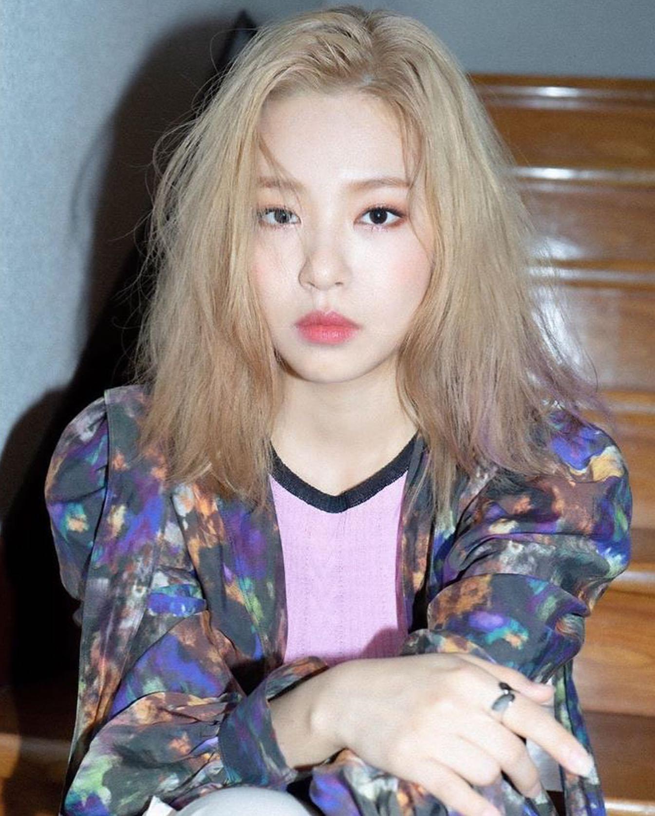 대세 싱어송라이터 미스피츠👀 이미지10