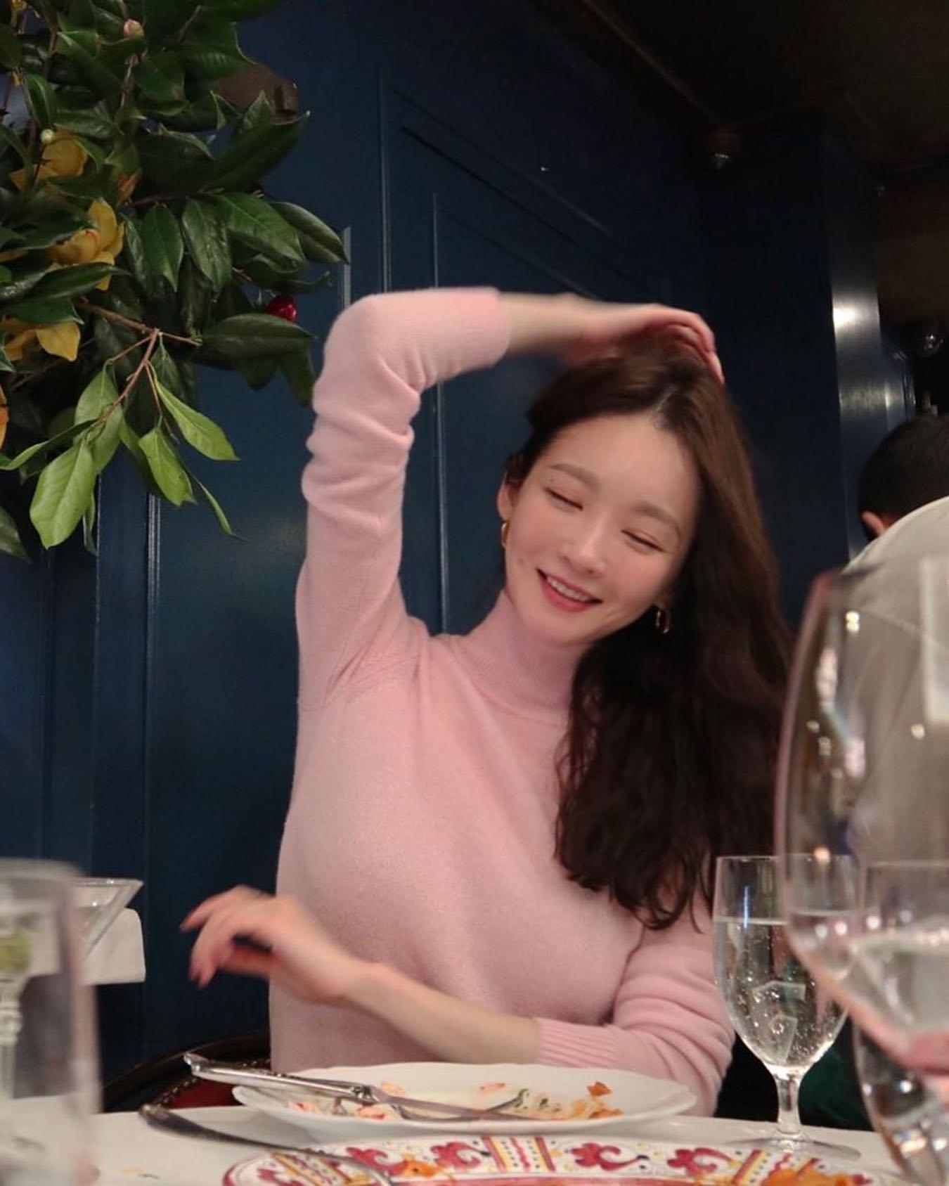 막찍어도 화보인 강민경 일상📸 이미지