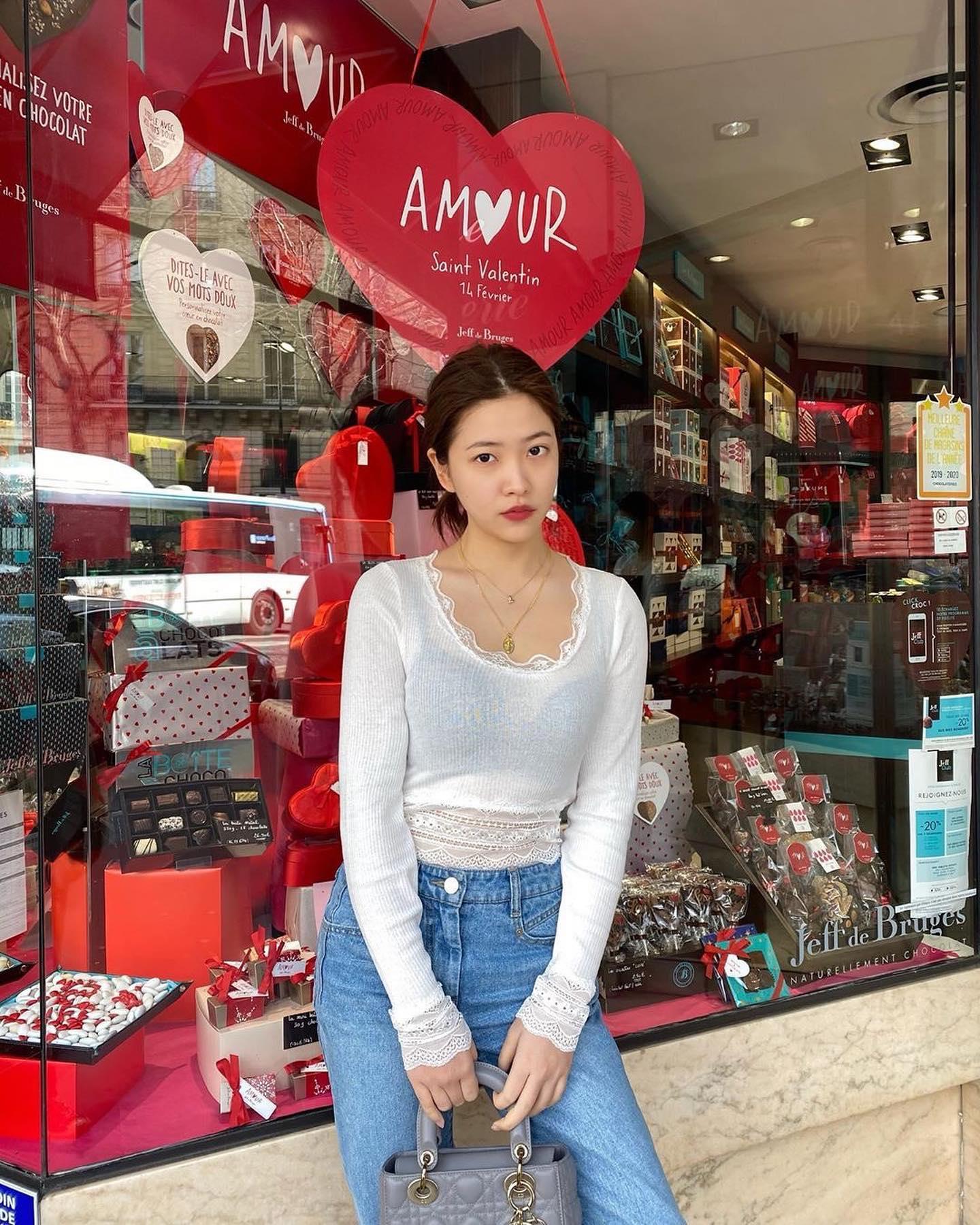 예리의 여행스타그램✈️💜 이미지