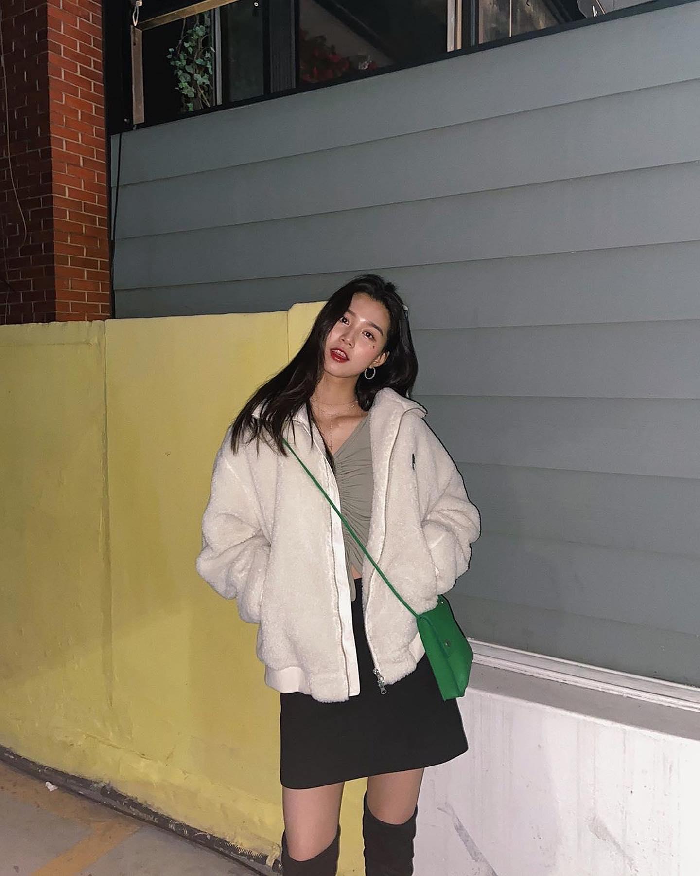 미리 준비!💸 @간절기룩
양털 플리스에 그린백 포인트🐑💚 이미지6