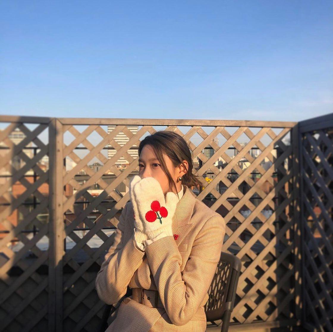 맑게 빛나는 설현의 일상💙 이미지