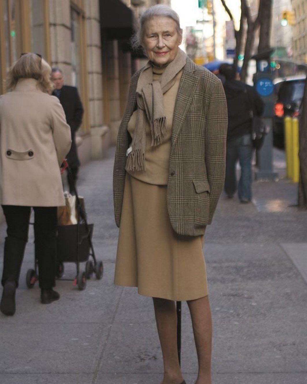 완 숙 미 👵🏻✨💛 이미지