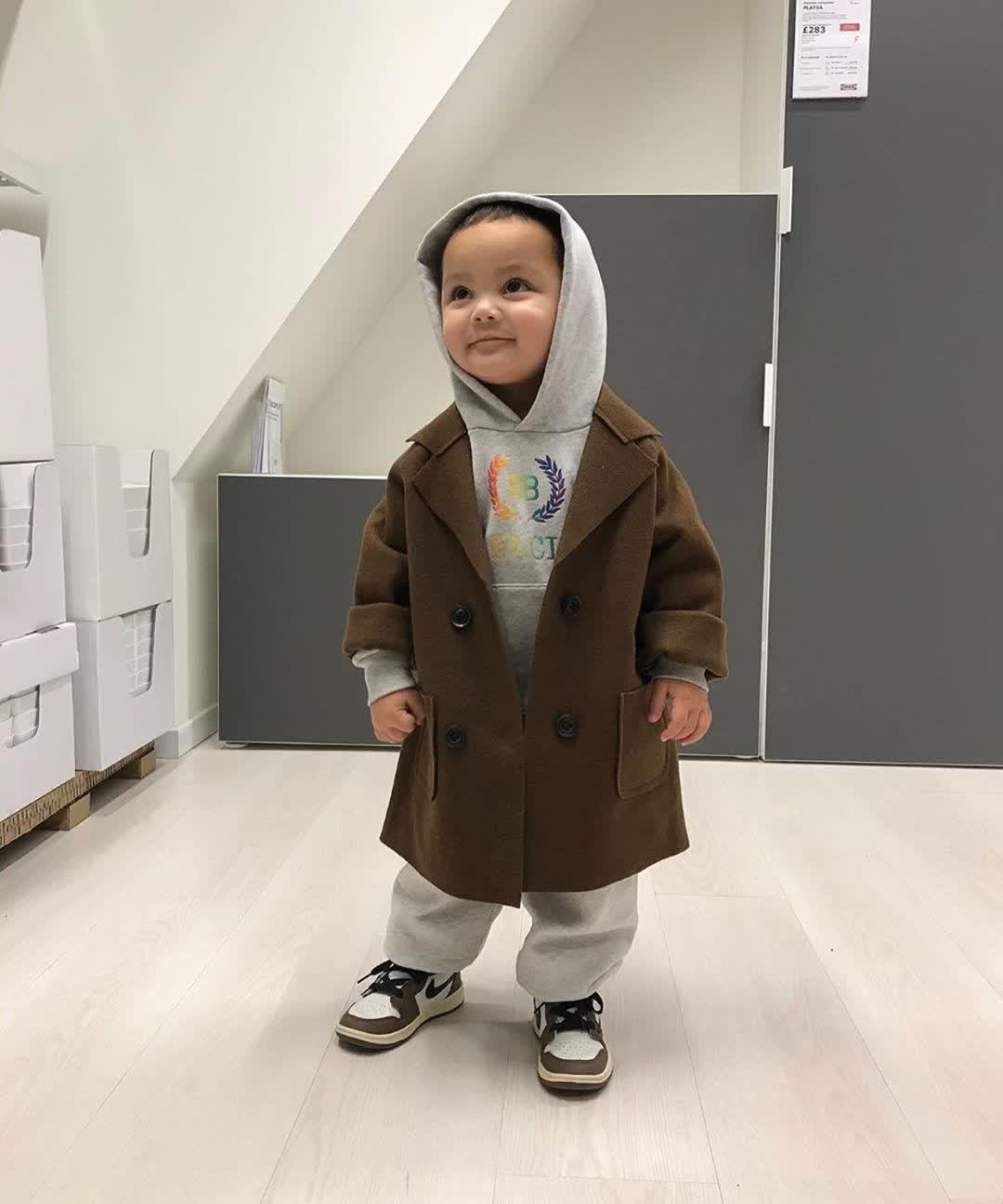 애기가 왜케 힙해 💛😎 이미지