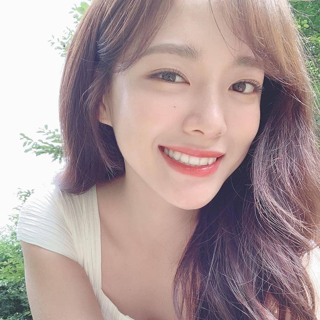 천진난만한 미소 김세정 일상💕 이미지