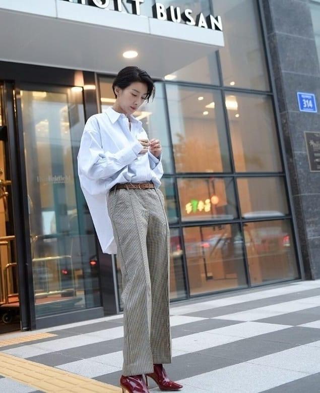 여전한 걸크러쉬 배우 김서형📸 이미지4