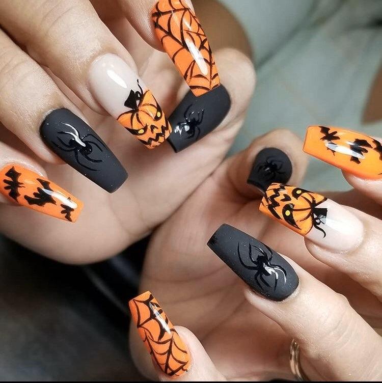 할로윈 네일 모음 👻🎃 이미지"