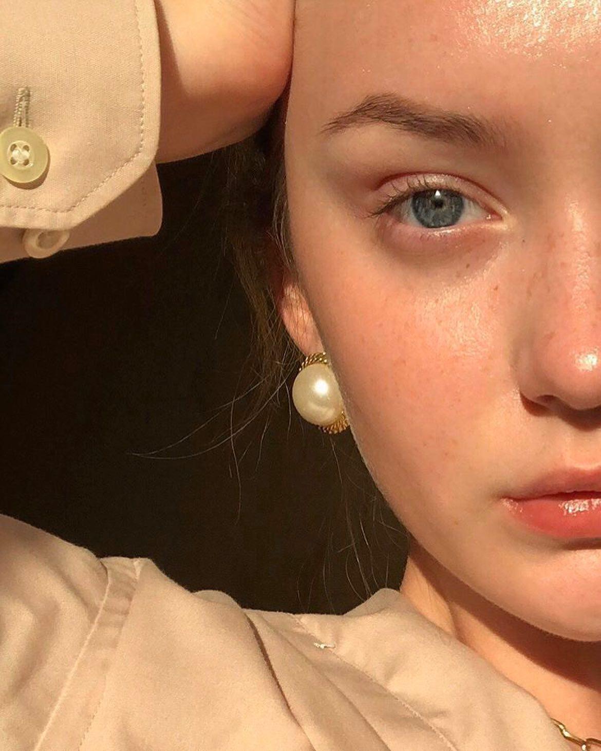 볼드한 진주귀걸이 분위기✨ 이미지