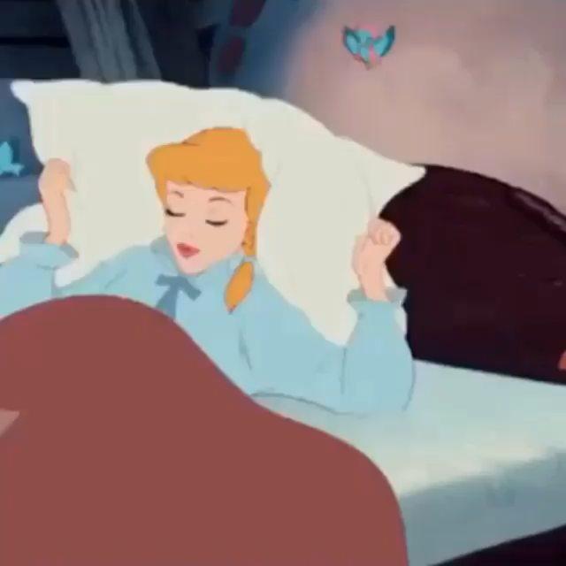 에헷 일요일이니 더 자야징🕊 이미지