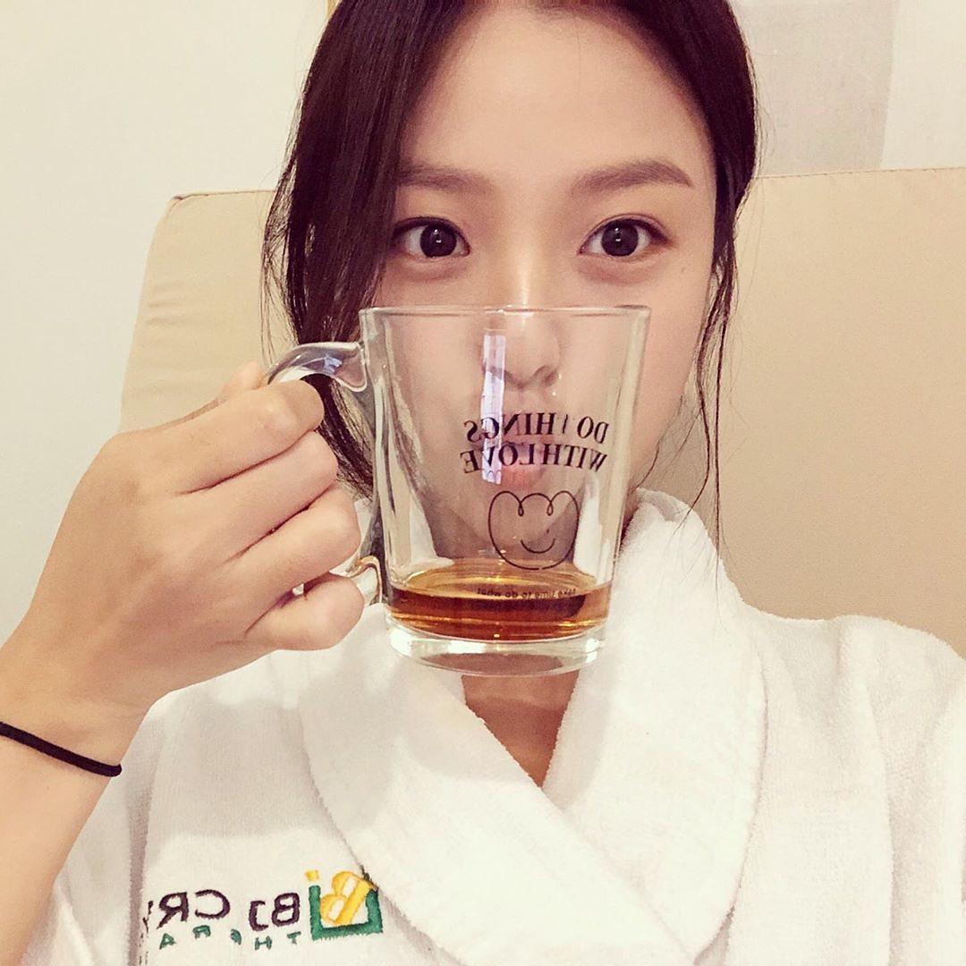 찰진 연기력의 배우 고민시🙊 이미지