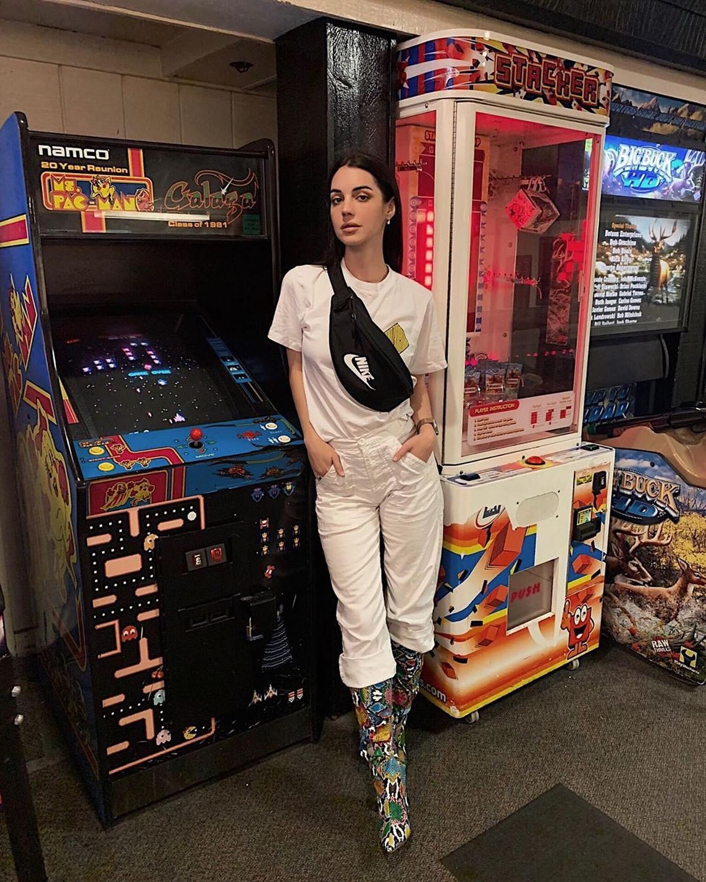 잘 입는당.. 아델라이드 케인❤️ 이미지4