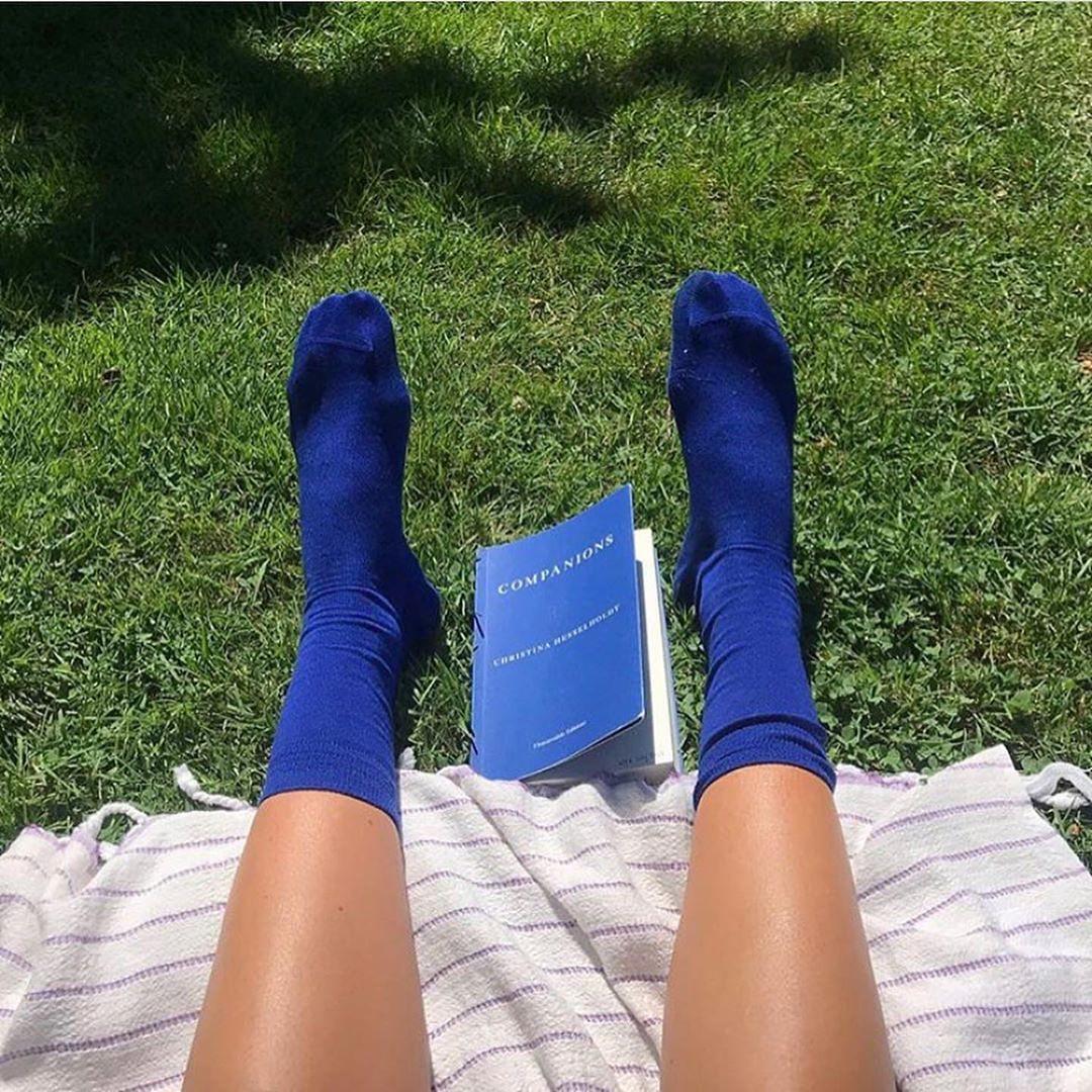 양말과 소품 톤 맞추기💙🧡 이미지