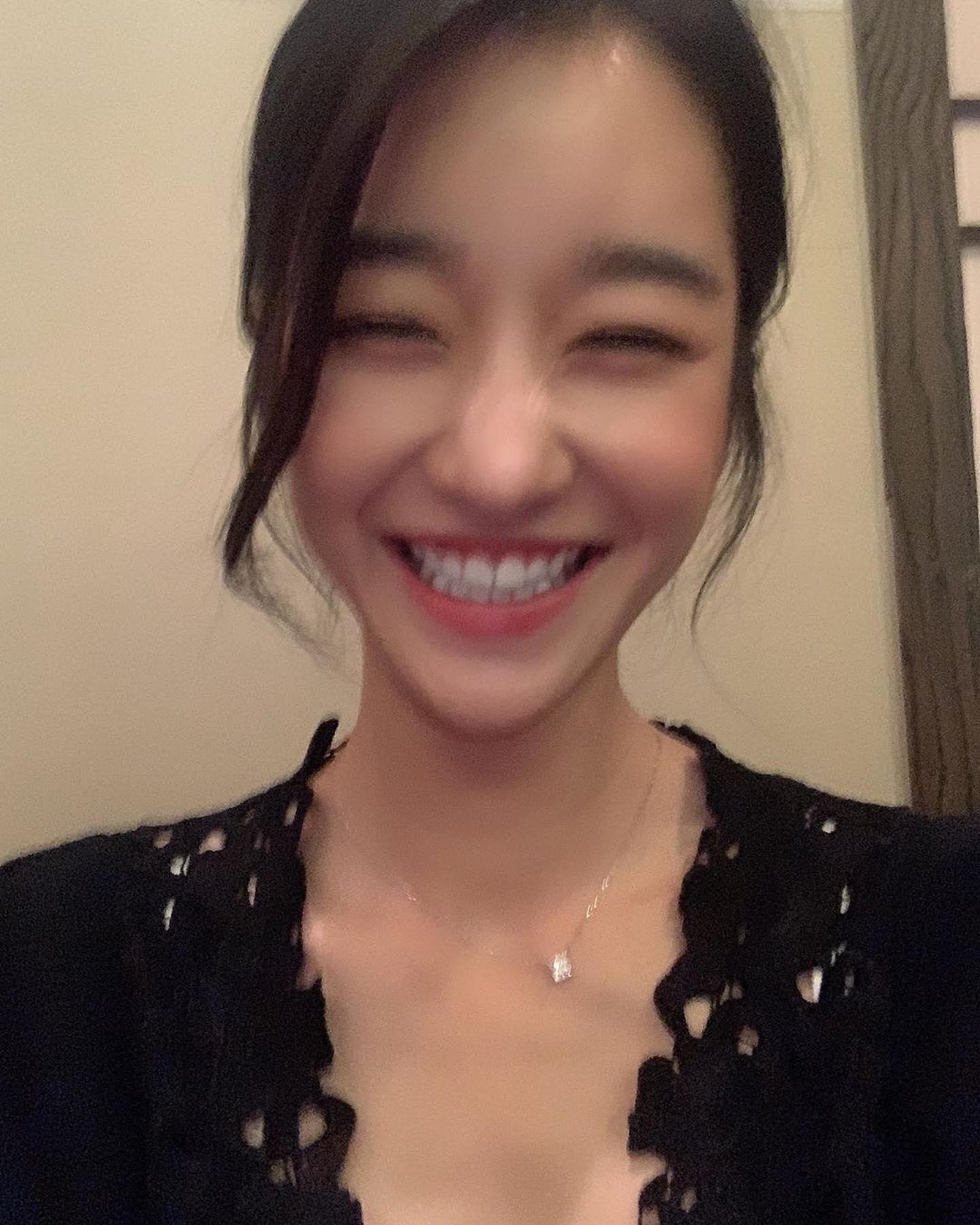 자꾸 오르는 서예지 미모전🖤 이미지2