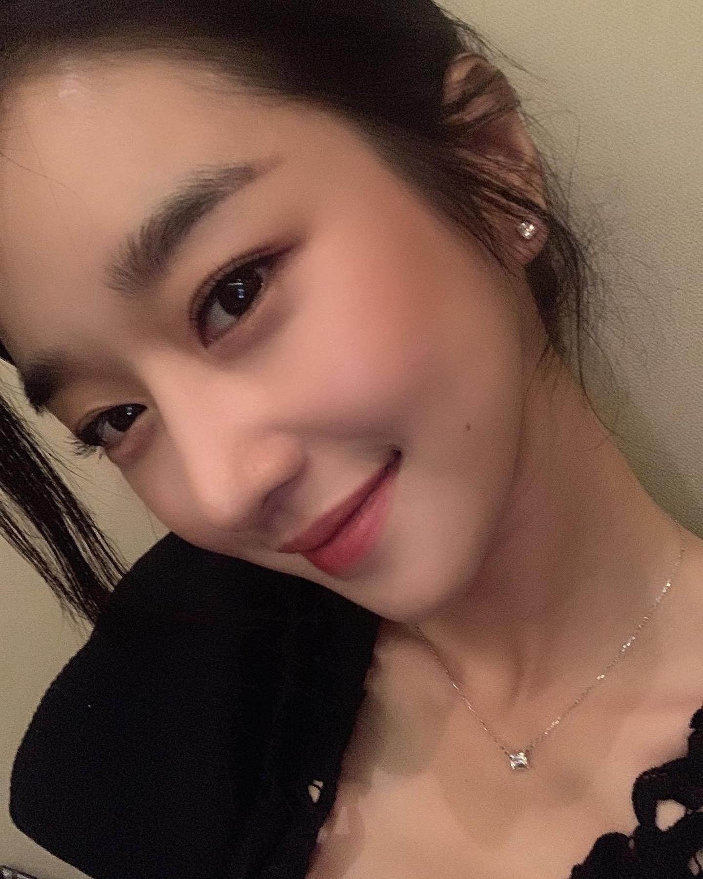 자꾸 오르는 서예지 미모전🖤 이미지5