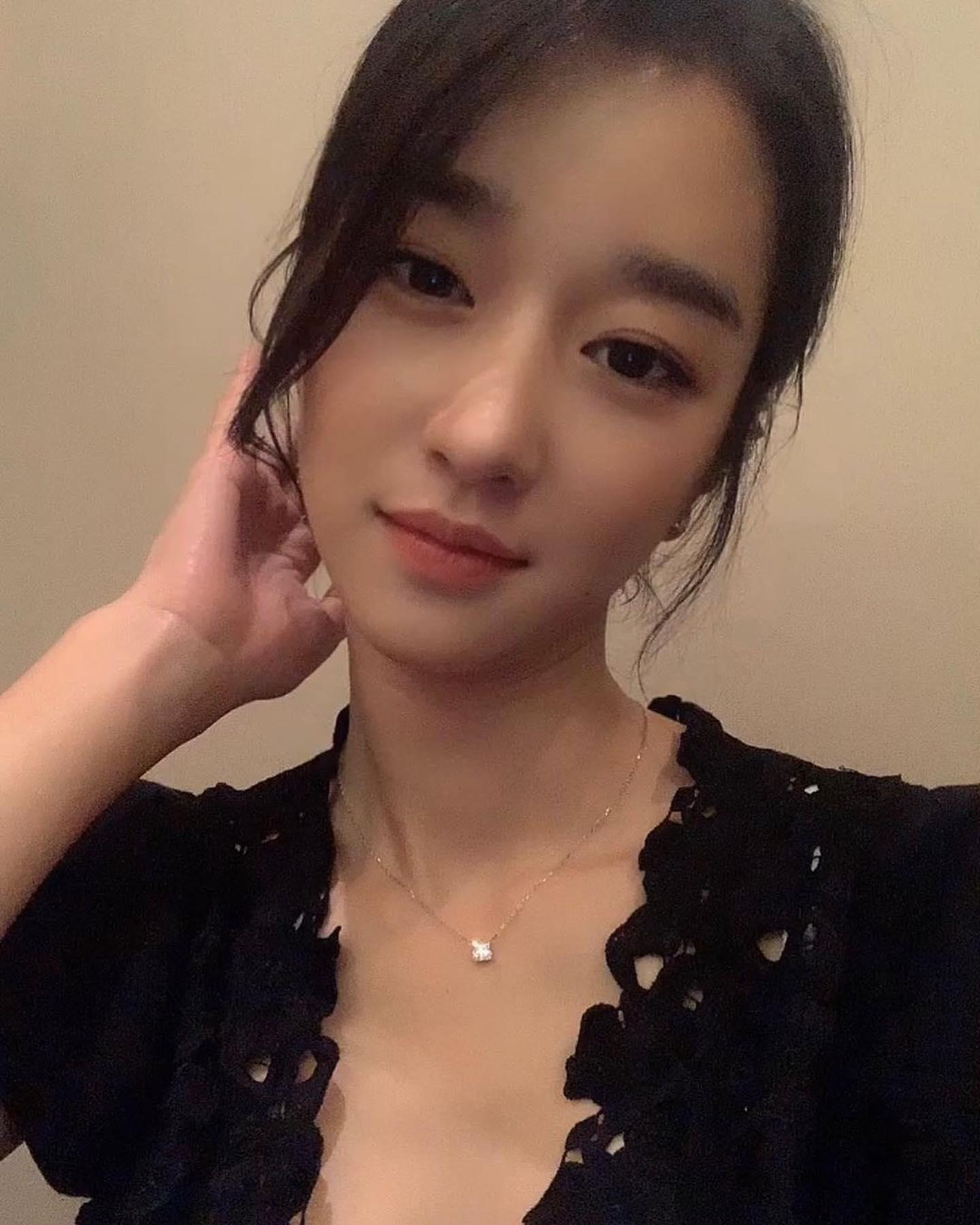 자꾸 오르는 서예지 미모전🖤 이미지7