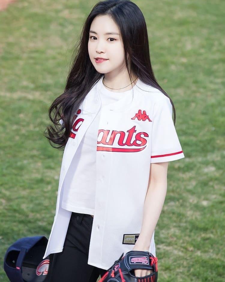 여자 연예인 시구 모음💘 이미지