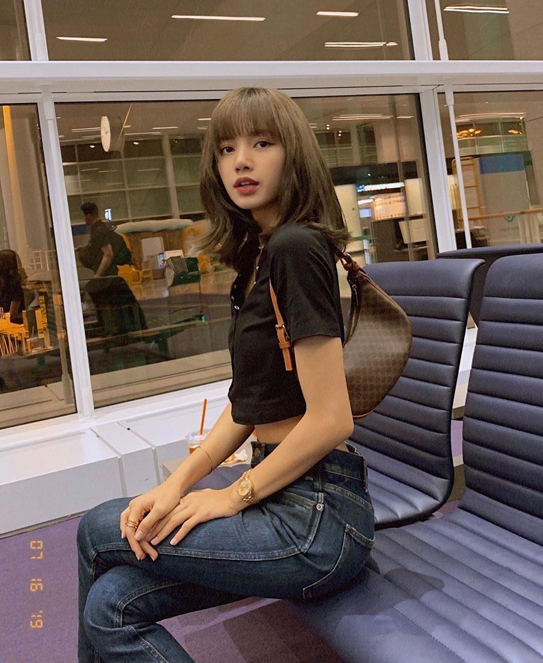 섹시 발랄 혼자 다하는 리사🖤 이미지