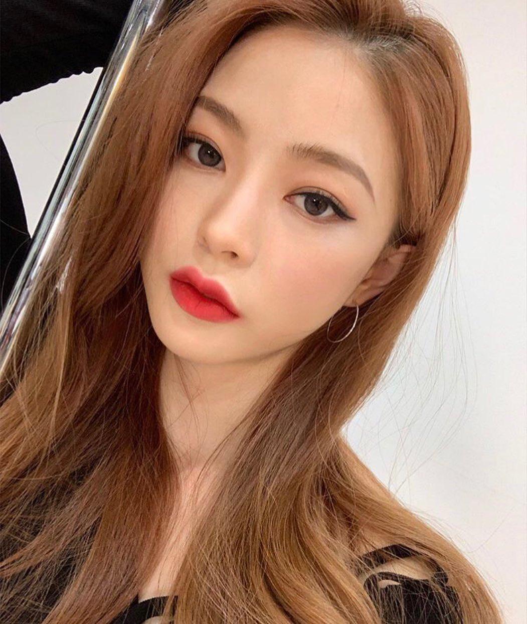 모든 립이 찰떡💜퍼플언니🙌🏻 이미지
