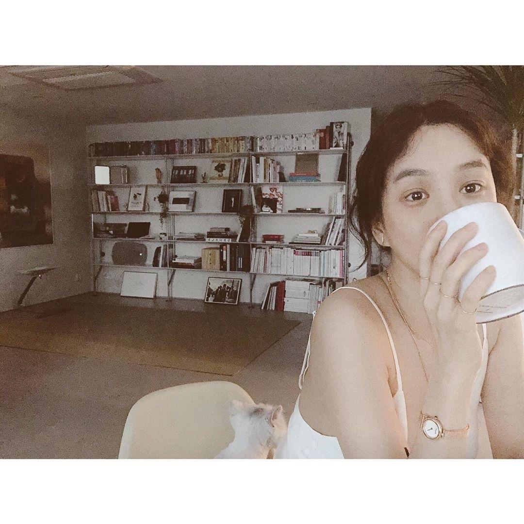 패션 피플의 여름 워치 스타일🧡
-
@j876my @joohee_jhee @kim_monkey0220 @seosum @the_manon_ 이미지