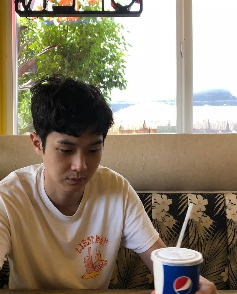 최우식의 사복패션👍🏻 이미지1