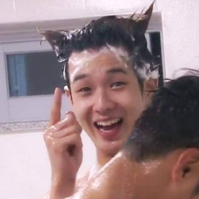 최우식 😍잔망미에 빠짐 중 이미지