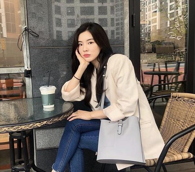 내추럴한 사복패션❤️ @이선빈 이미지