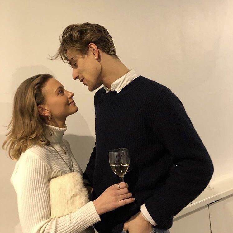 하나보단 둘💑 커플사진💕 이미지