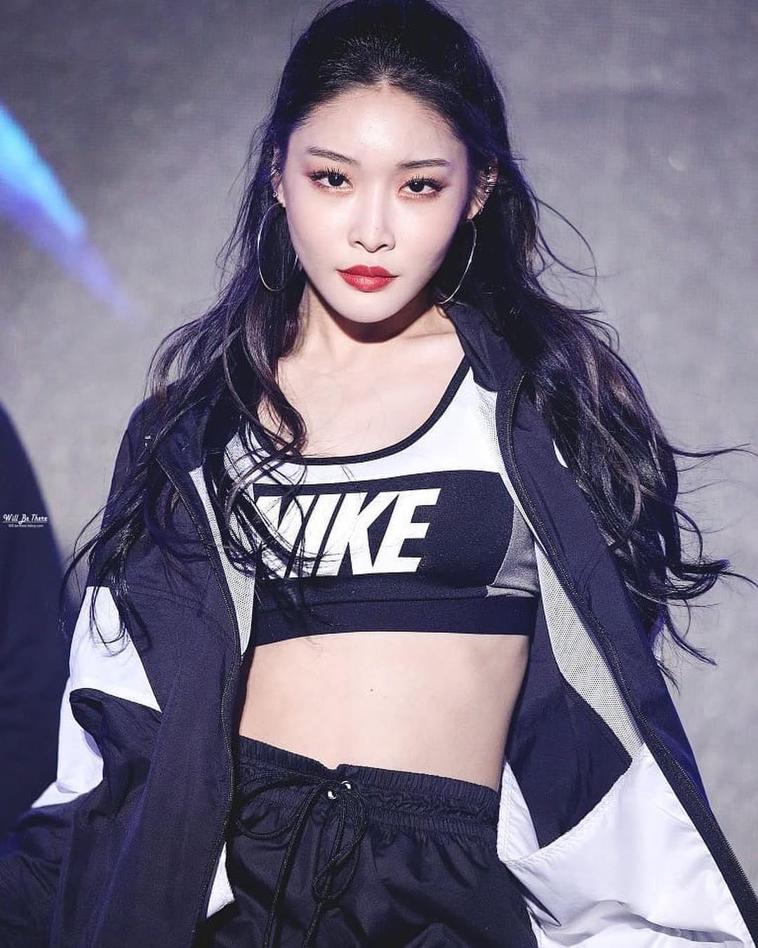 다 이쁜 춤꾼 청하 💃 이미지3