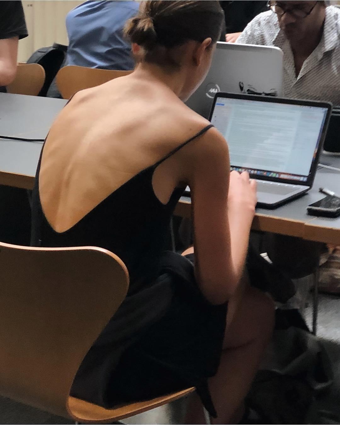 도서관 룩?! 📚 이미지