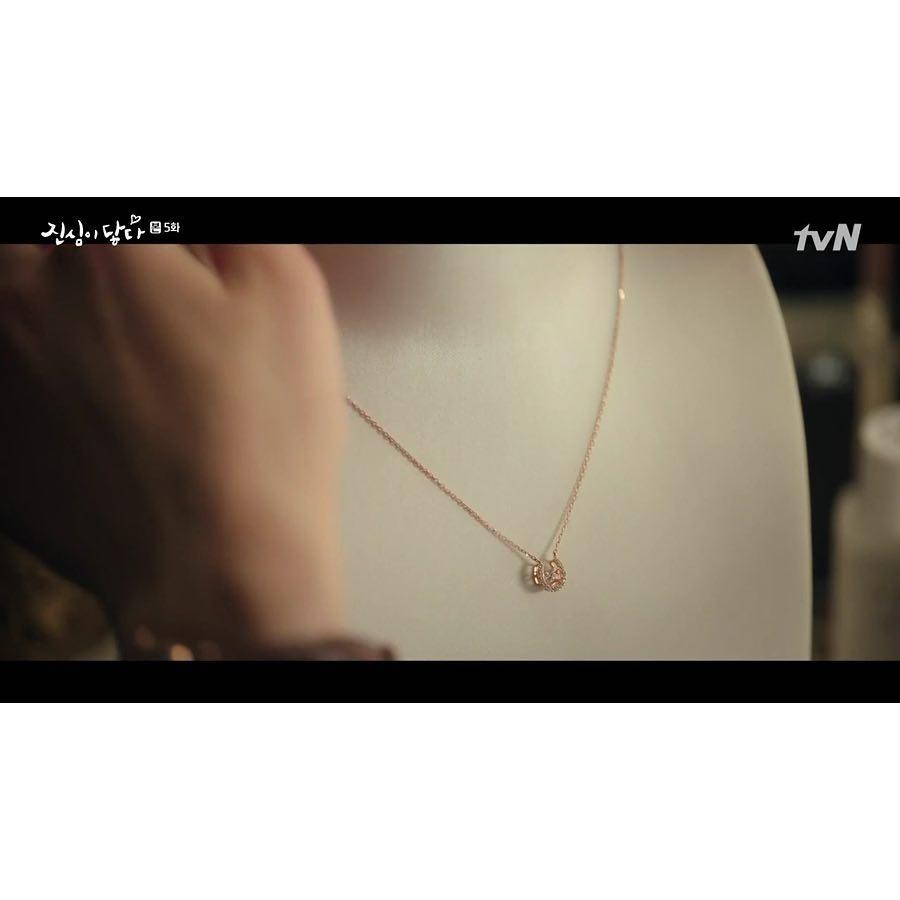 @얘들아, 설렘 비서룩에 닿자❤️ 요즘 예쁜거 혼자 다하는 🌸 유인나 쥬얼리 패션팁 스톤헨지 이미지2