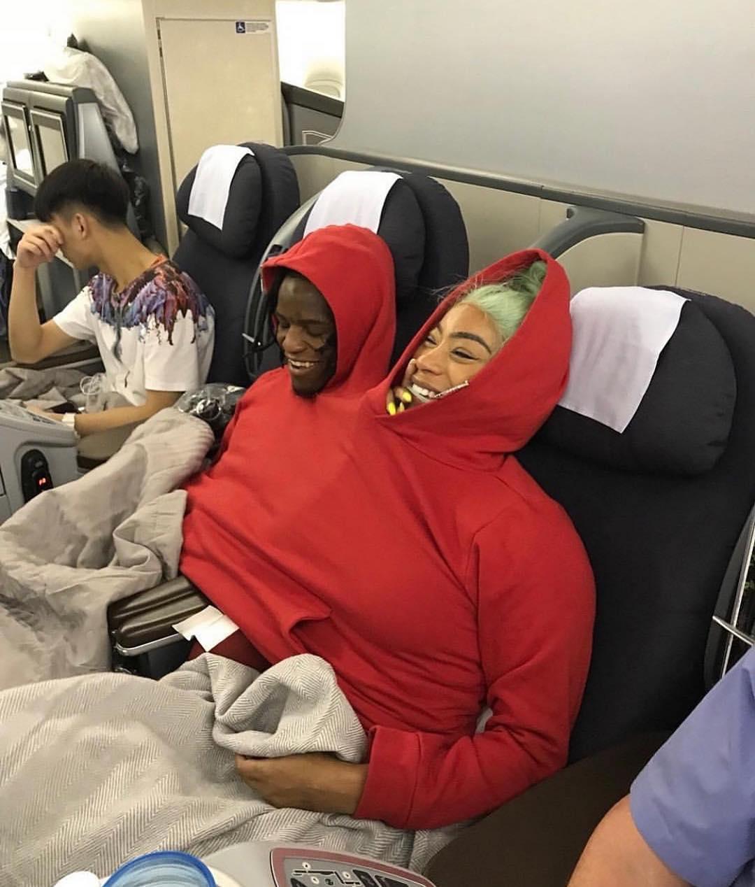 요 커플후디 구합니다♥️♥️ 이미지