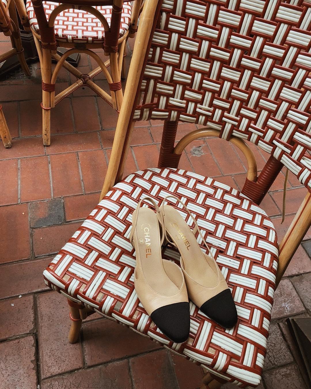 슬링백 진리 💛🖤샤넬 이미지