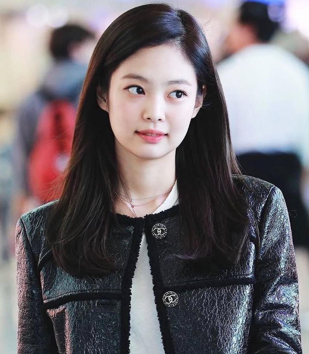 샤넬 x 제니 🖤 왜케 이뻐... 이미지