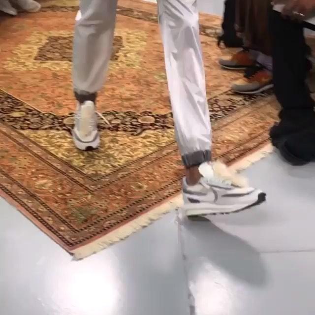 나이키 x 사카이 🖤훗훗 이미지