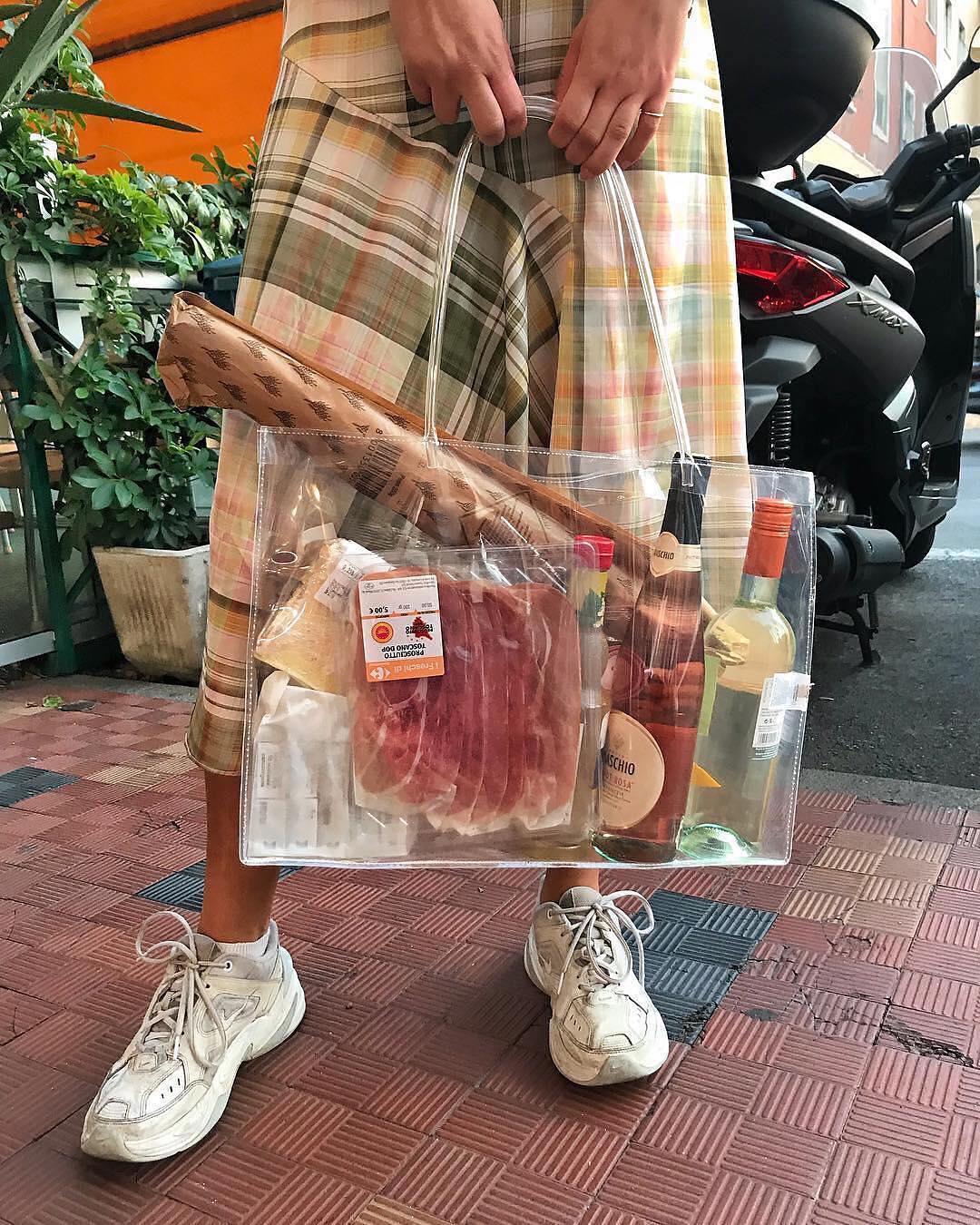 올해도 투명쇼핑백 👻 이미지1