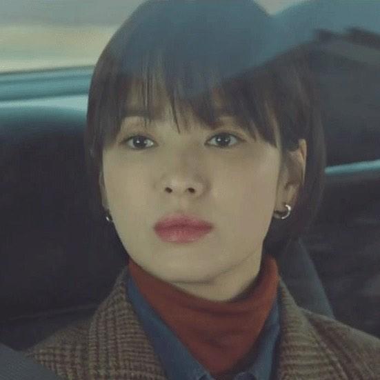 보기만해도 설레는💛
송혜교의 <남자친구> 패션 정보 속
TROISROIS (뚜아후아) 귀걸이 ✨ 이미지4