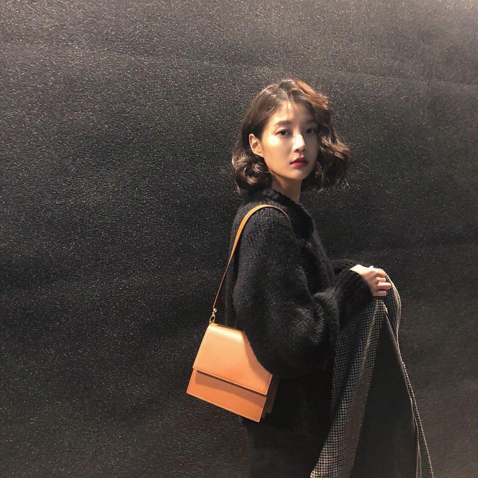 요즘엔 시크시그널🖤임현주 이미지