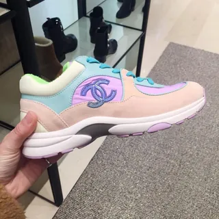 샤넬 스니커즈🌈 갖고시퍼 ㅠ 이미지