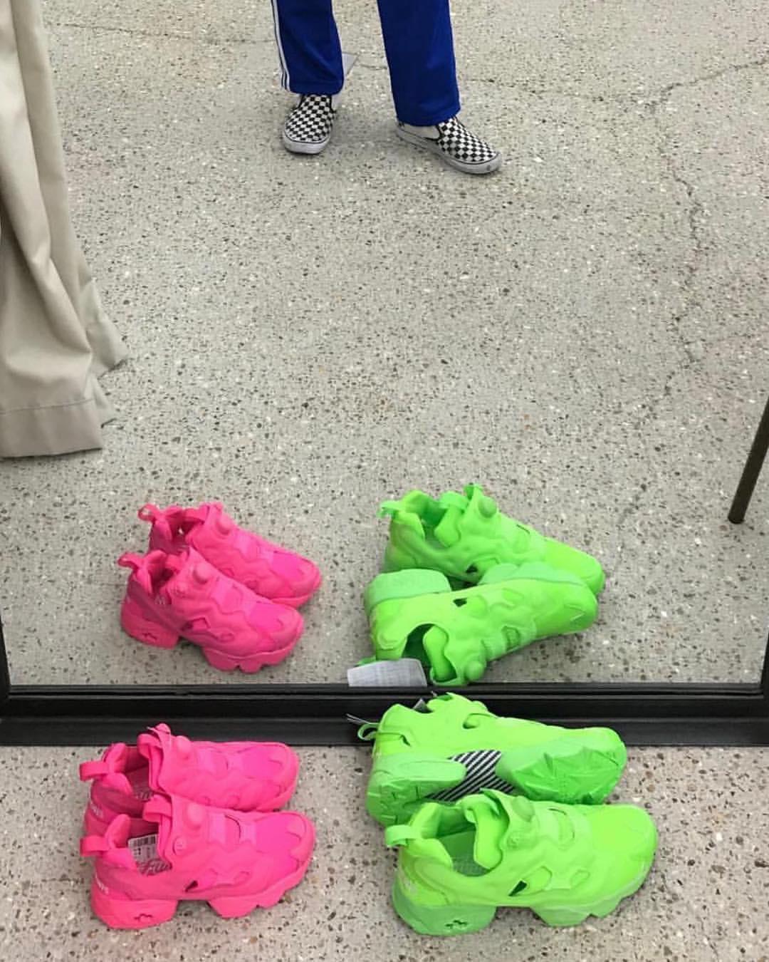 베트멍 x 리복 💖💚 이미지"