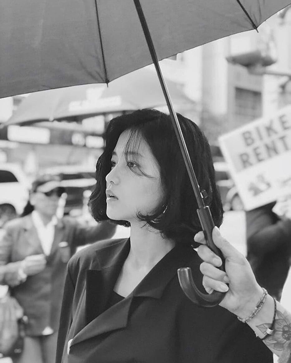 뉴욕에서 미모 갱신 중🖤김태리 이미지