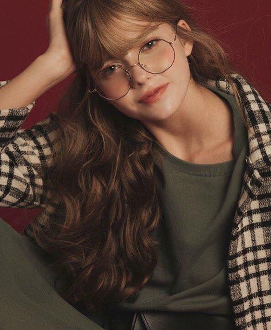 가을 분위기 🍁 앞머리 자를까?! 이미지