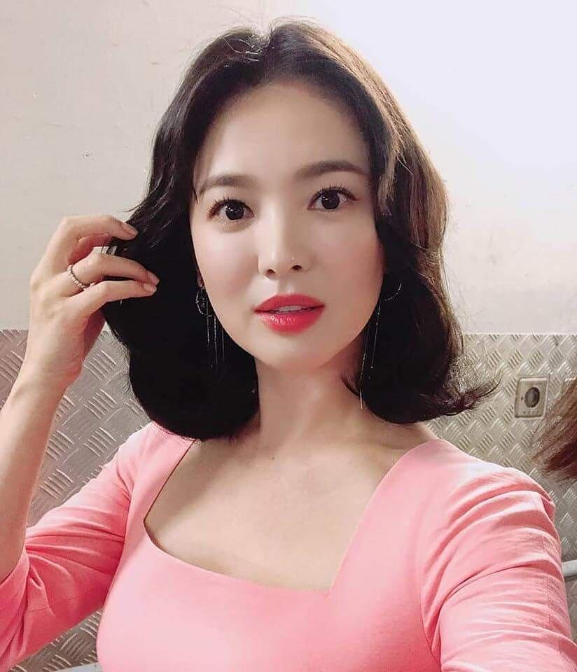 혼자 시간 거꾸로 💖송혜교 이미지
