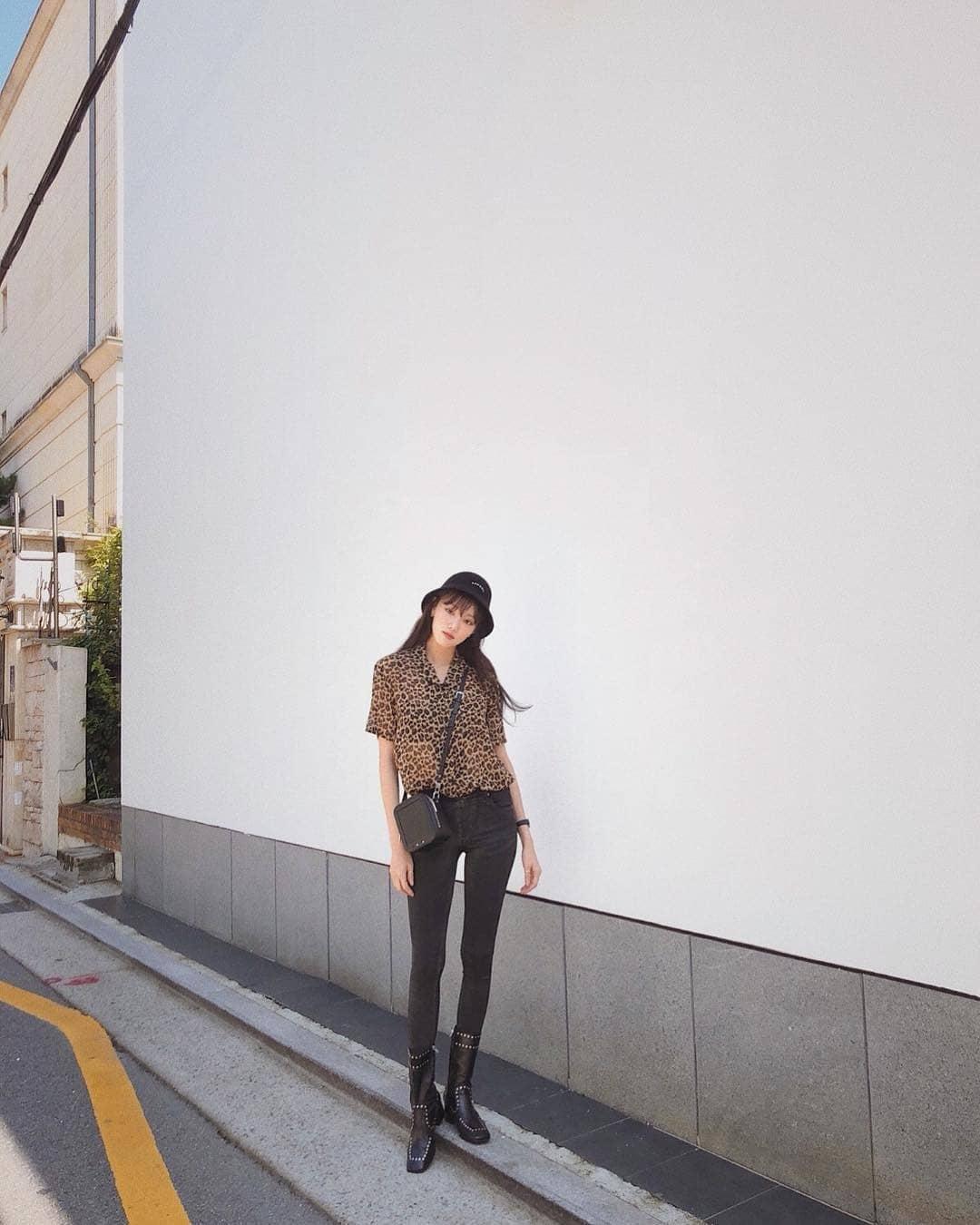 성경언니 우월 기럭지 💛 이미지