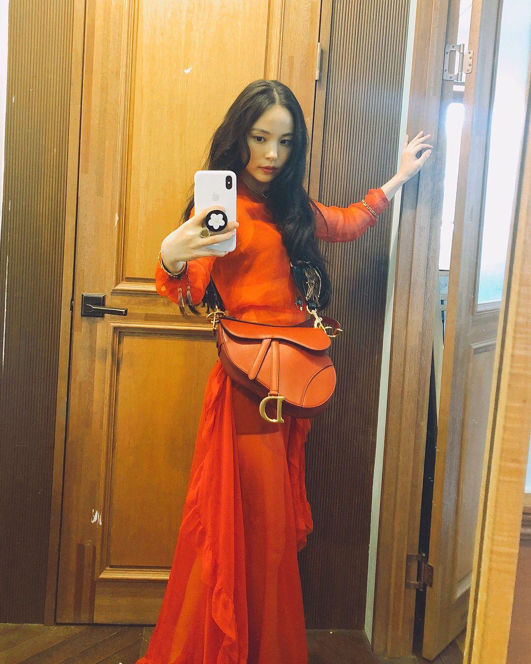 확대해도 더 이쁜🧡민효린 이미지