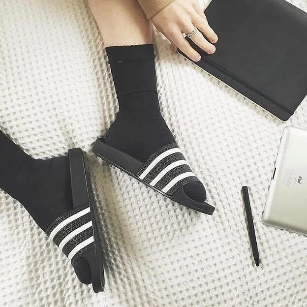 이게 스웩이지..🖤삼선 슬리퍼 이미지2
