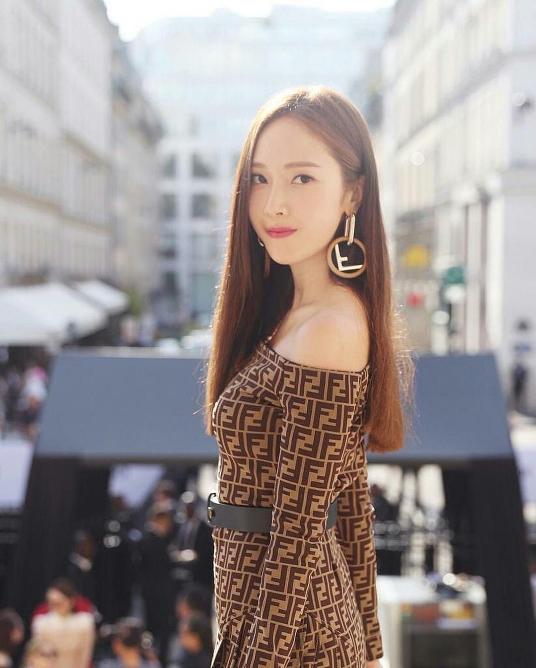 Fendi couture x 제시카 🧡 이미지