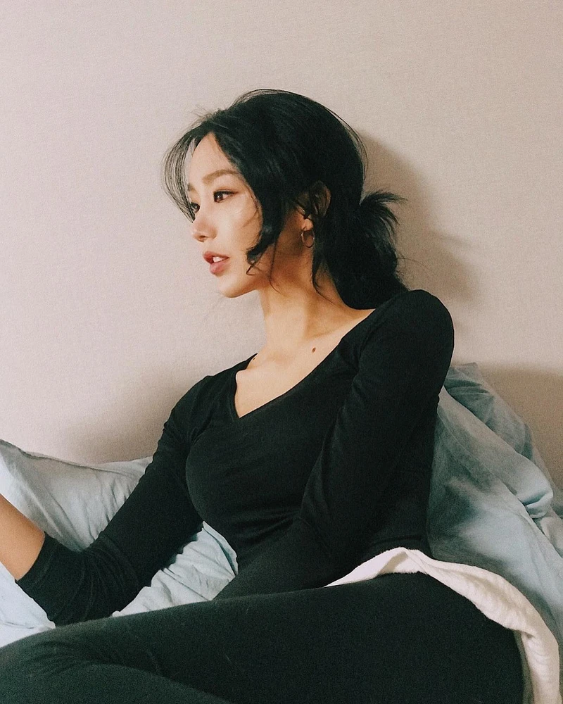 로맨스패키지 107호, 장내리🖤 이미지1